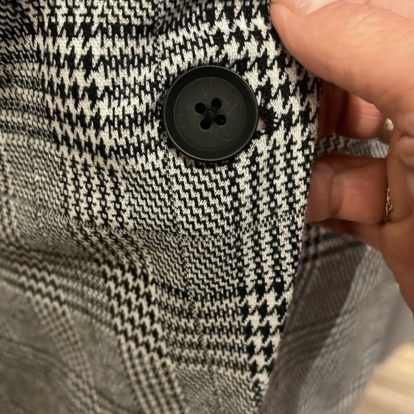 Plaid Blazer - Picture 2 of 8